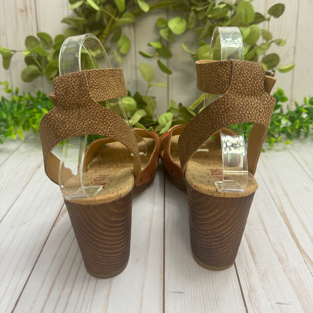 Korks Mia Platform Sandals In Rust Size 9 - image 3